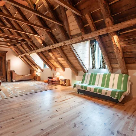 펜션 La Ketzerie A Adervielle *